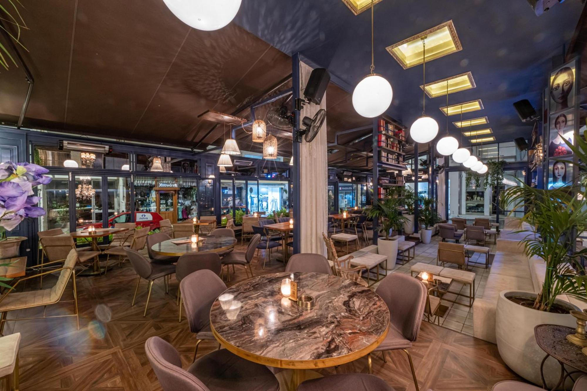 Blueblood - The Rooms Kalamata Exterior photo