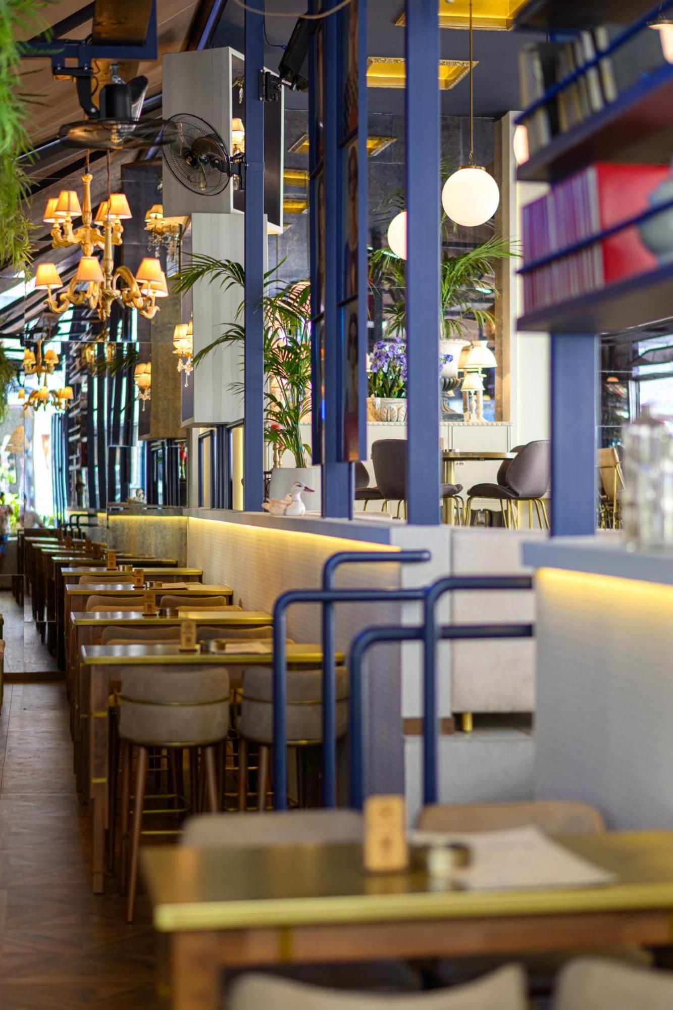 Blueblood - The Rooms Kalamata Exterior photo