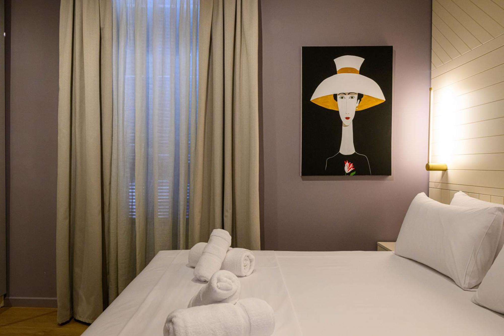 Blueblood - The Rooms Kalamata Exterior photo